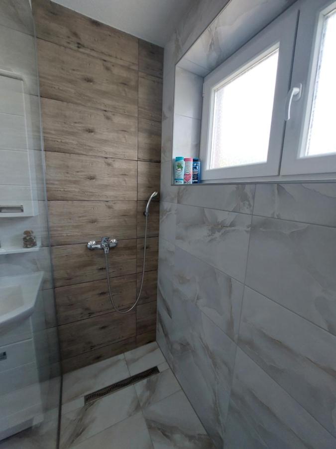 Apartman "Medeni" บีฮัช ภายนอก รูปภาพ