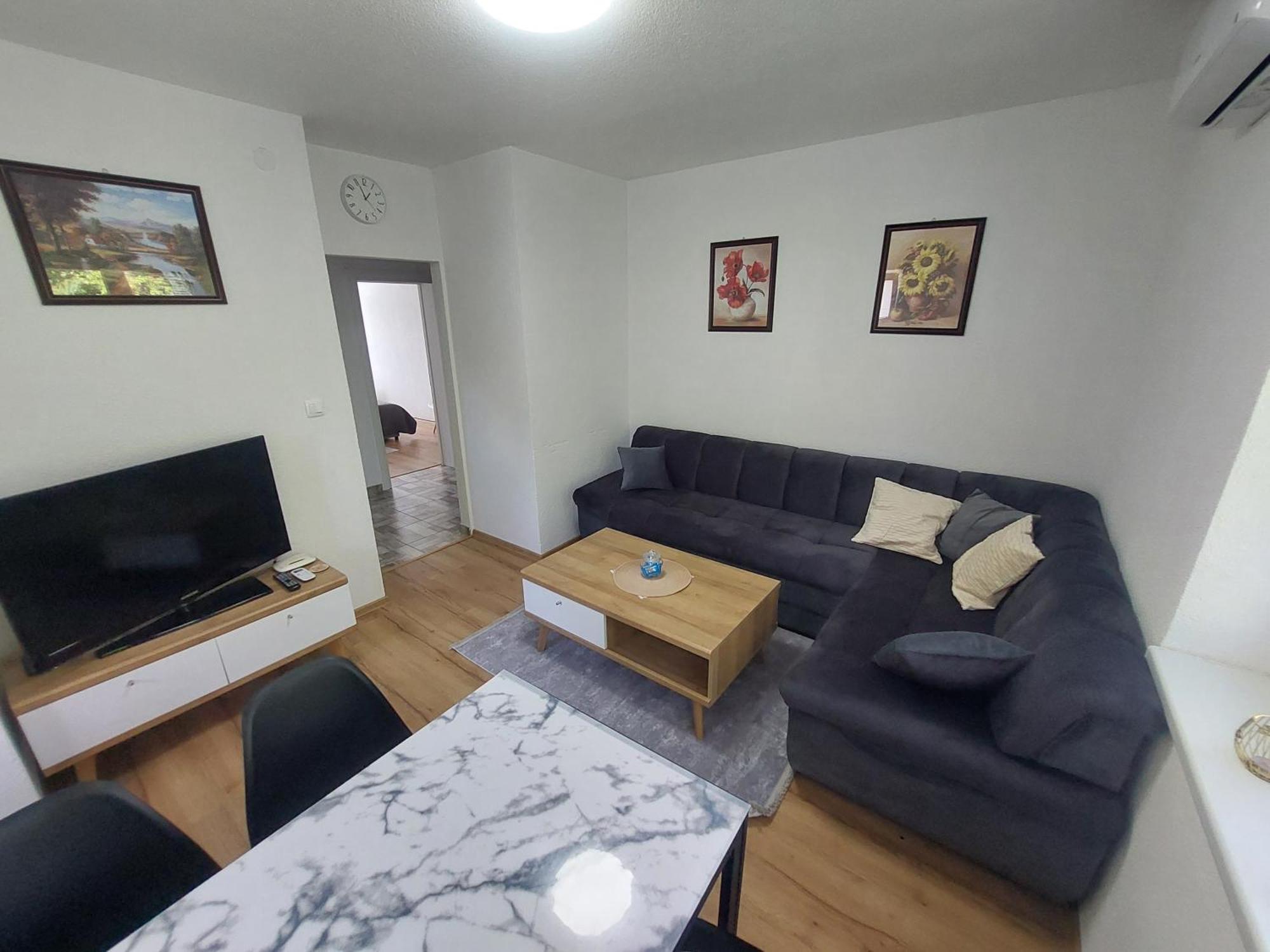 Apartman "Medeni" บีฮัช ภายนอก รูปภาพ